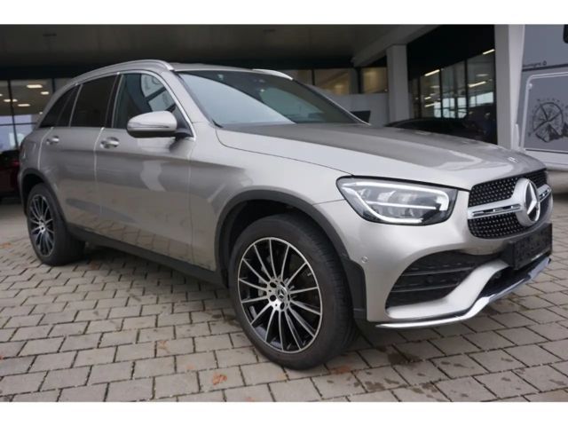 Mercedes-Benz GLC 300 4MATIC AMG Line