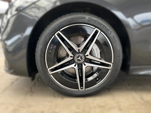 Mercedes-Benz C 300 AMG Line Sedan