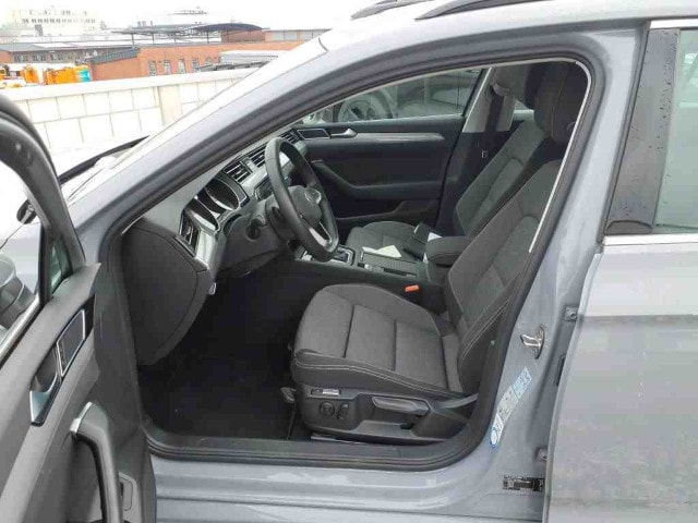 Volkswagen Passat 2.0 TDI Business DSG Variant