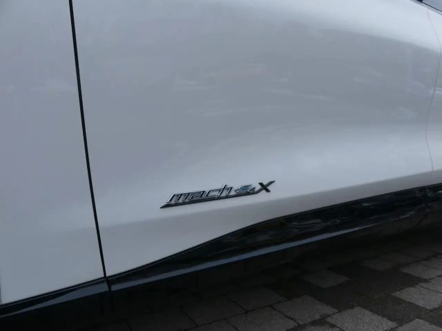 Ford Mustang Mach-E AWD Premium