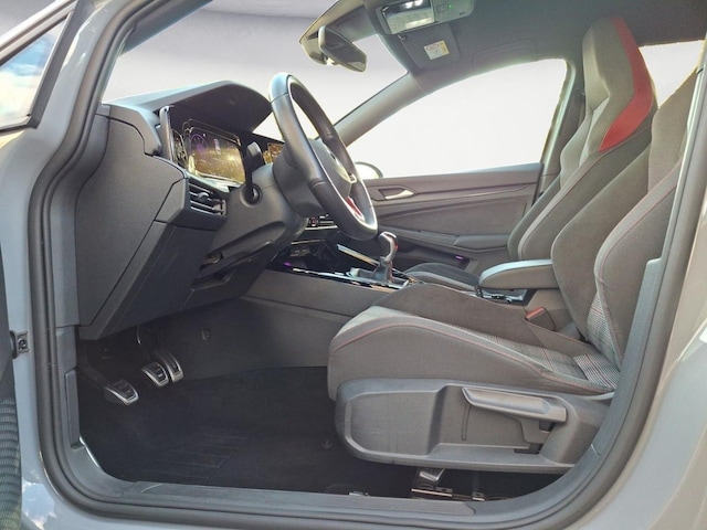 Volkswagen Golf 2.0 TSI GTI