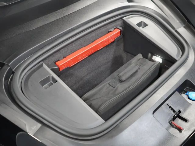 Porsche Taycan 4 Cross Turismo