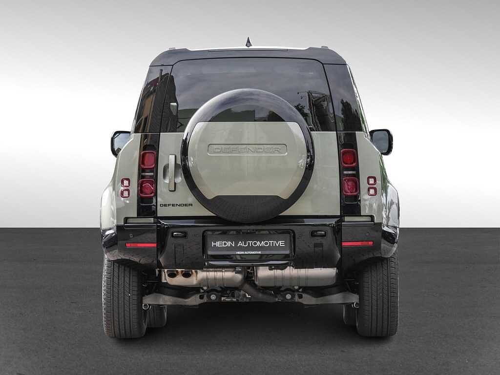 Land Rover Defender 90 Dynamic SE