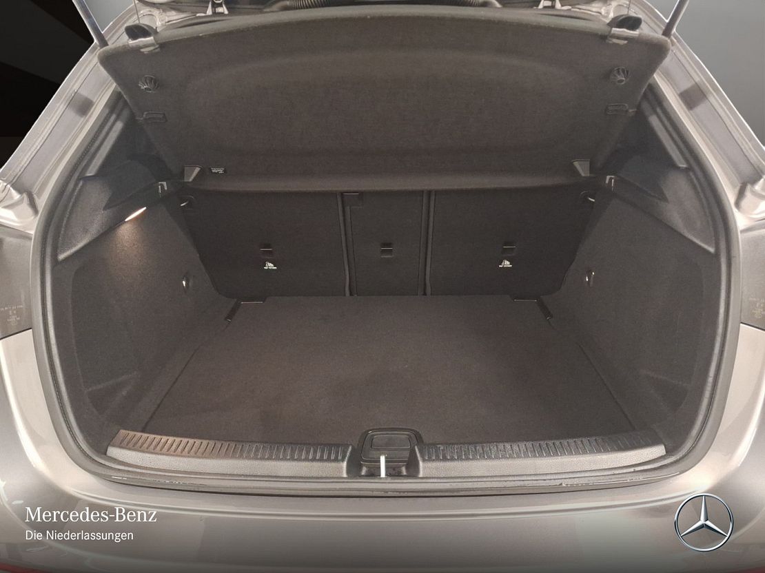 Mercedes-Benz A 180 Progressive