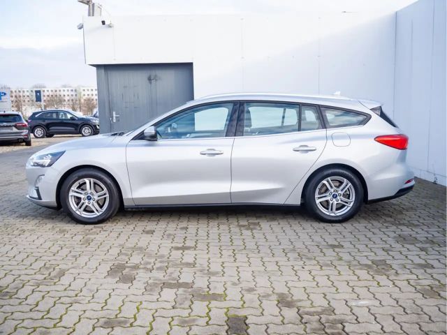 Ford Focus C & C 1.0L 125PS PDC KAMERA NAVI LED