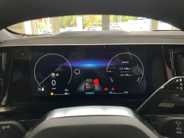 Renault Espace E-Tech Hybrid Iconic