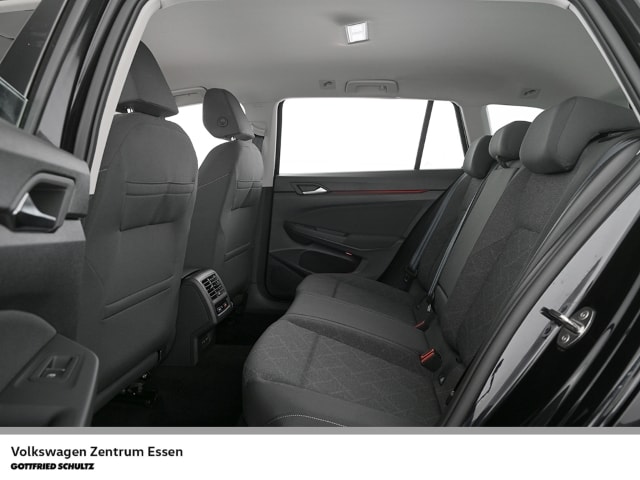 Volkswagen Golf Life Variant