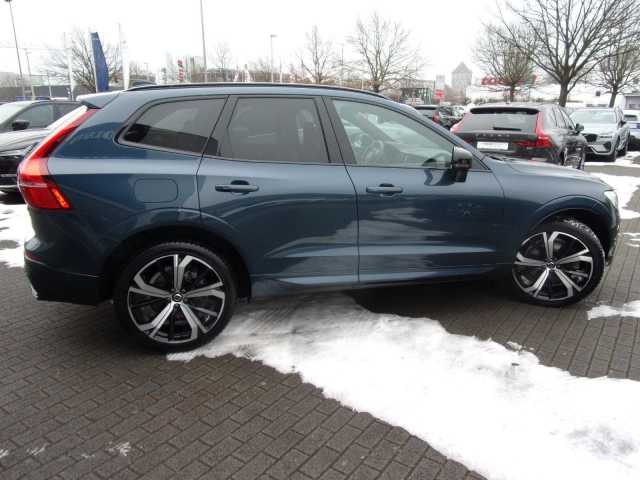Volvo XC60 AWD Dark Plus