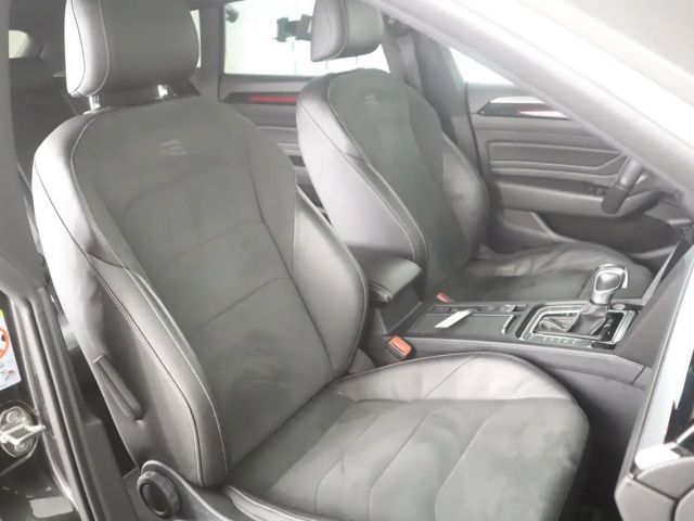 Volkswagen Arteon R-Line eHybrid