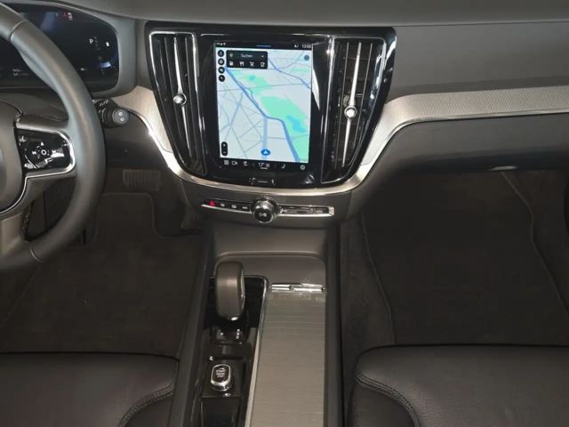 Volvo V60 Cross Country AWD Plus