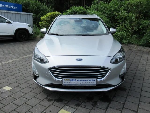 Ford Focus Cool & Connect EcoBoost Wagon