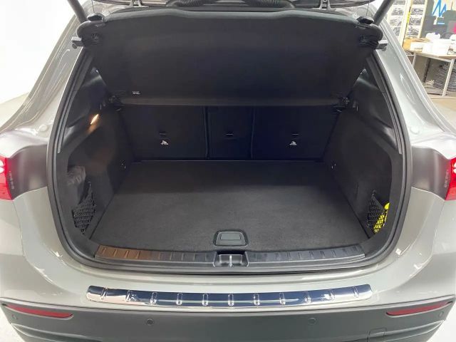 Mercedes-Benz GLA 200 AMG Line