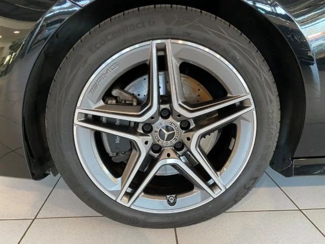 Mercedes-Benz CLA 200 AMG Line