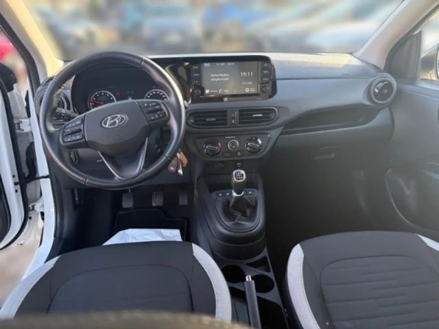 Hyundai i10 Edition 30 +CARPLAY+SHZ+TEMPOMAT+RADIO+UVM+