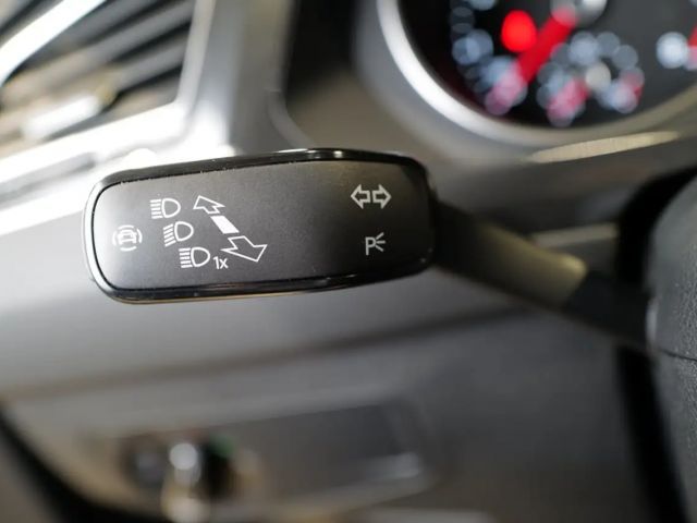 Volkswagen Tiguan 1.5TSI Active LED-Matrix Navi AHK Keyless ACC K...