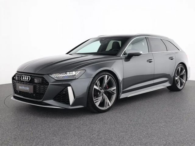 Audi RS6 Avant Quattro S-Tronic