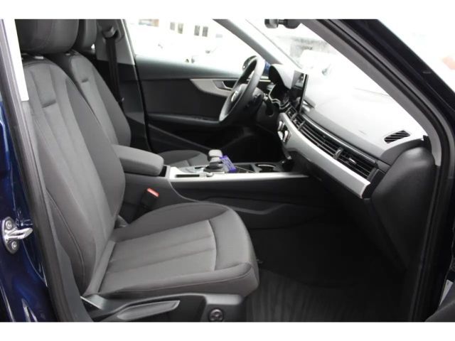 Audi A4 35 TFSI Avant Competition S-Line