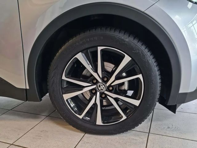 Toyota C-HR Hybride Team D