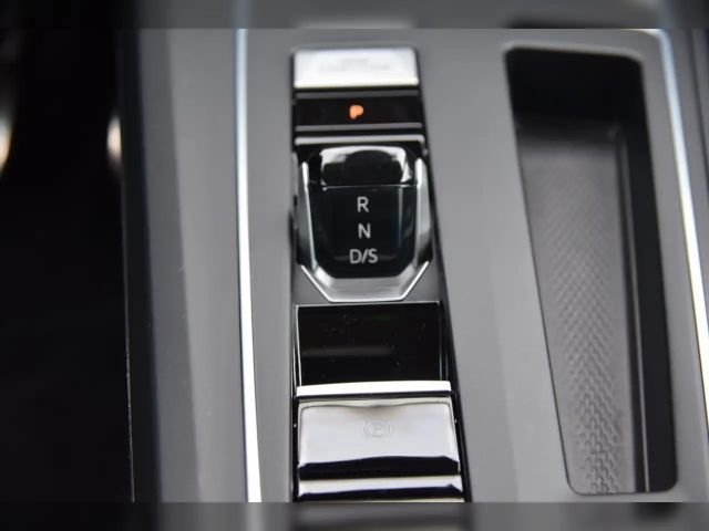 Volkswagen Golf DSG Golf VIII Move