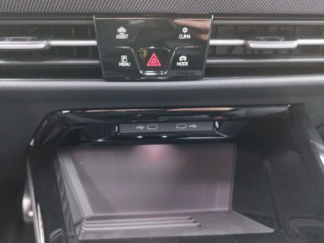 Volkswagen Golf DSG Sport