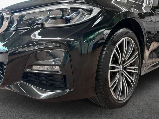BMW 330 330e M-Sport Sedan