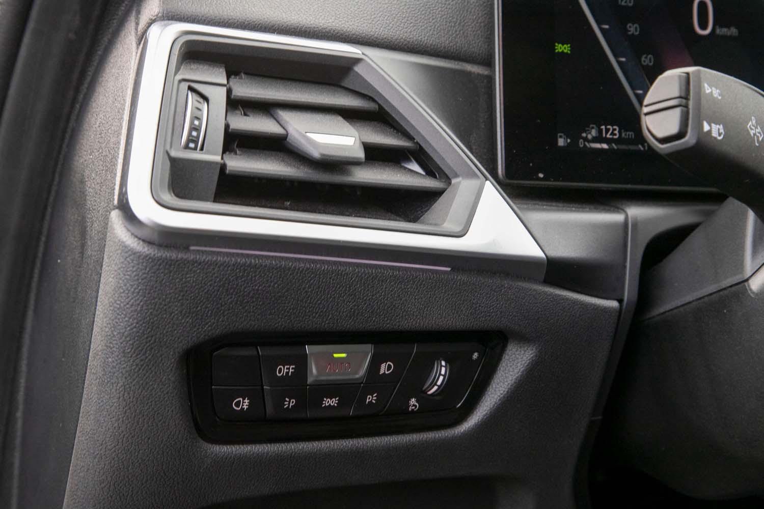 BMW 330 330e Touring xDrive