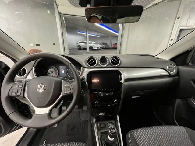 Suzuki Vitara AllGrip Hybrid Shine