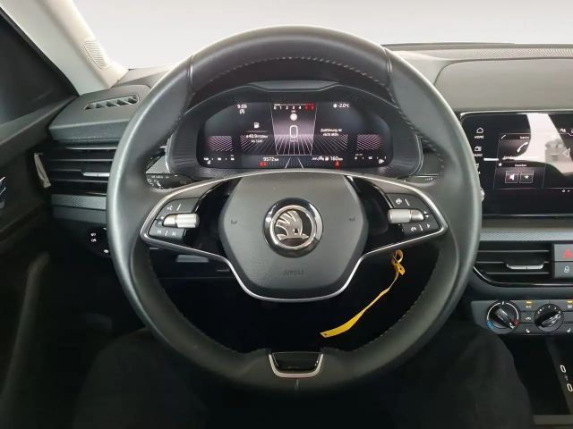 Skoda Kamiq Essence TSI