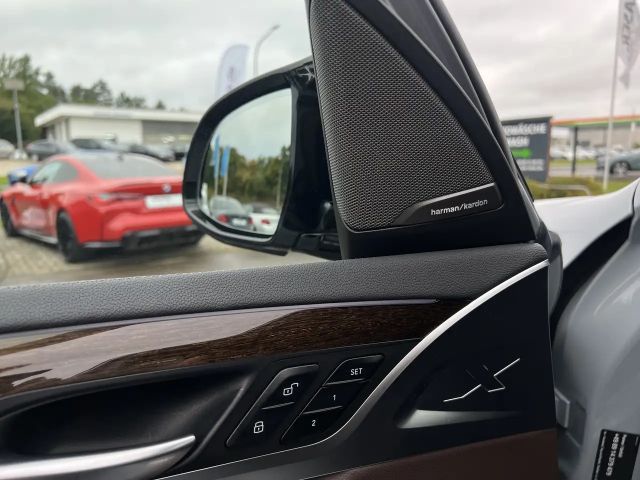 BMW X3 40d Head-Up HK HiFi DAB LED WLAN RFK PDC