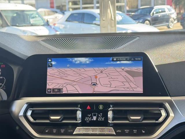BMW 330 330e M-Sport Touring xDrive