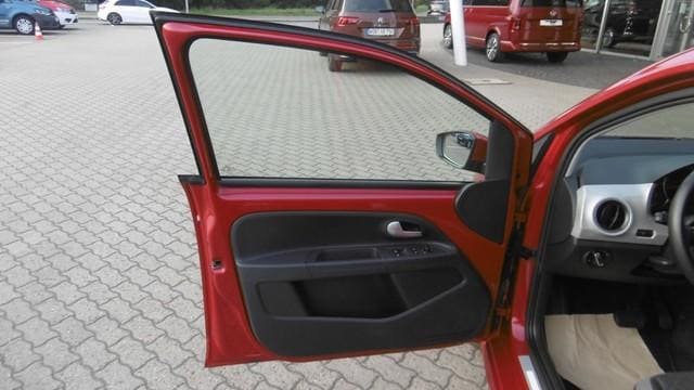 Volkswagen e-up! Max