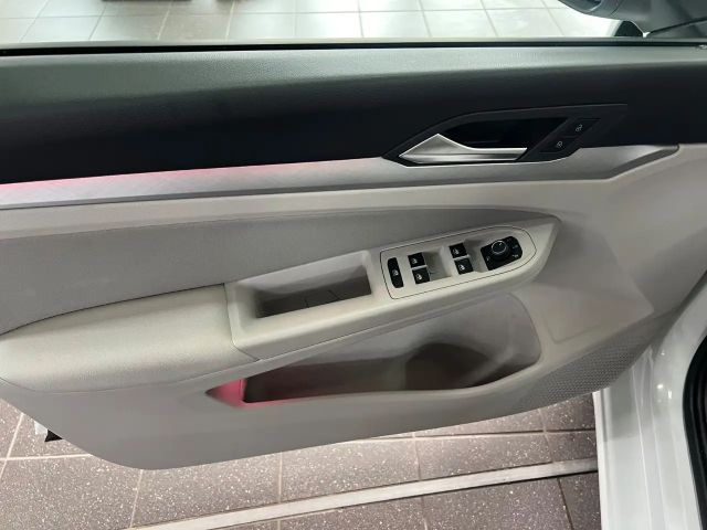 Volkswagen Golf 2.0 TDI Golf VIII Life Variant