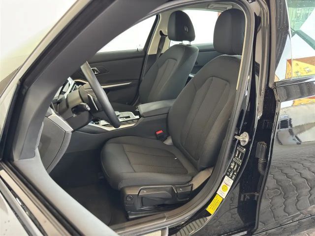 BMW 320 320d Sedan xDrive