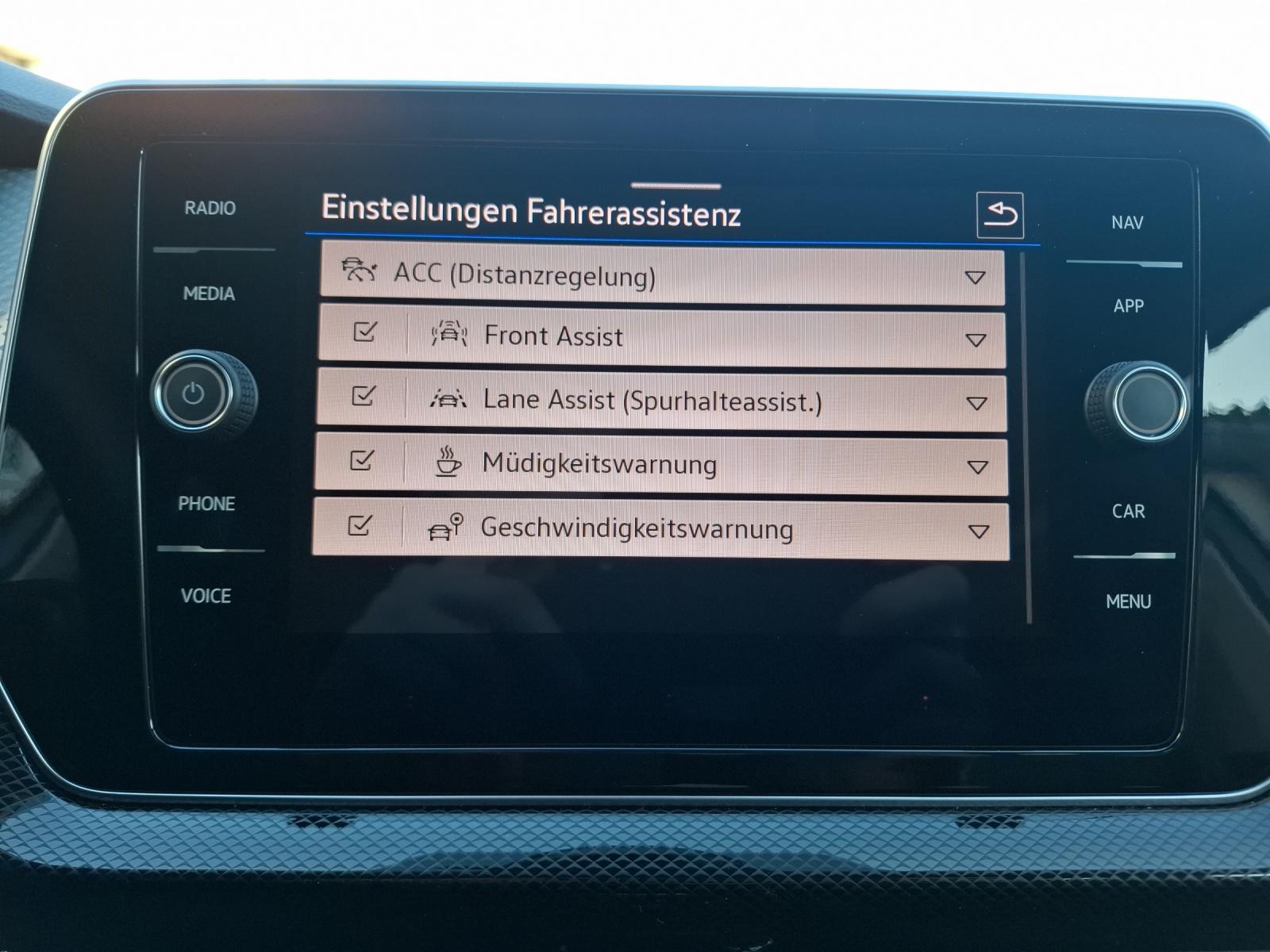 Volkswagen T-Cross TSI Goal LED Navi AID ACC RFK SH LM