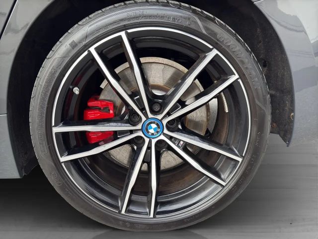 BMW 330 M-Sport Sedan