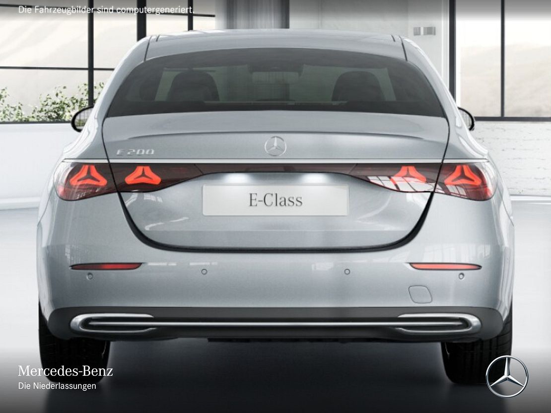 Mercedes-Benz E 200 AVANTGARDE Sedan