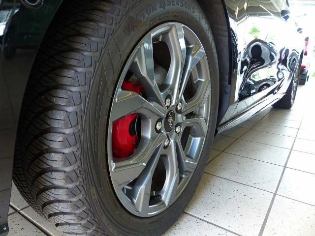 Ford Focus EcoBoost ST Line Wagon