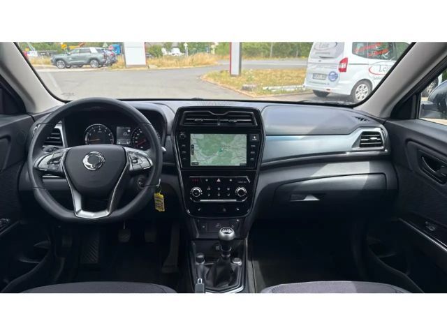 SsangYong XLV Tivoli Grand DAB SHZ Temp PDC Alu Freisprech BT el