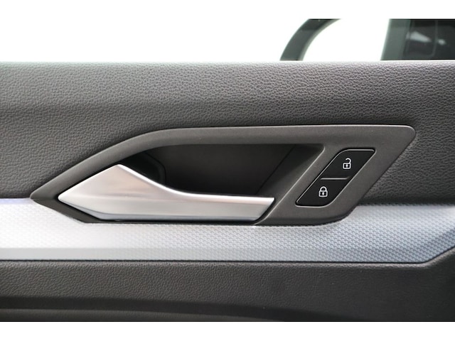 Volkswagen Golf 1.5 eTSI DSG Golf VIII