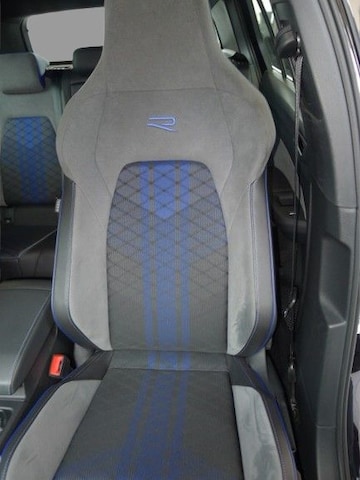 Volkswagen Golf 2.0 TSI