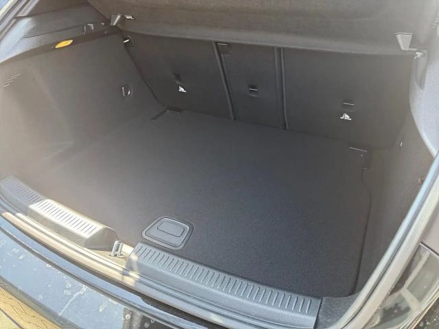 Mercedes-Benz A 200 Progressive