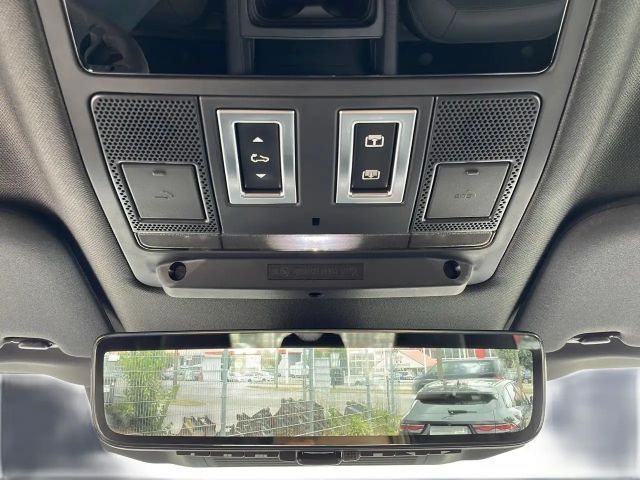 Land Rover Defender 90