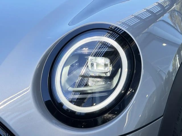 MINI Cooper Classic Trim LED HuD LenkradHzg RFK DA