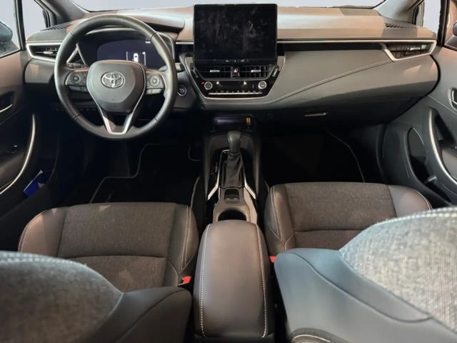 Toyota Corolla Hybride Team D