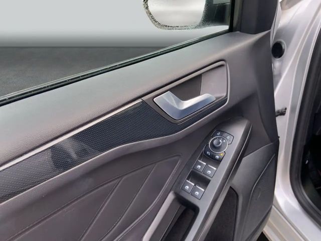 Ford Focus ST Line Wagon