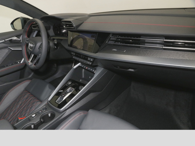 Audi A3 35 TFSI S-Line S-Tronic Sportback