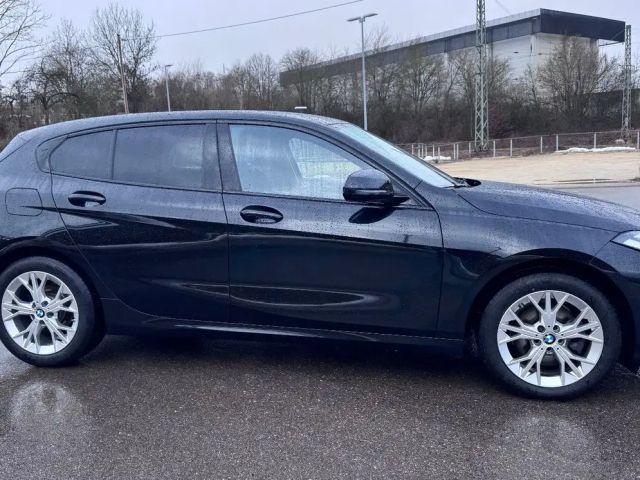 BMW 118 118d Sedan