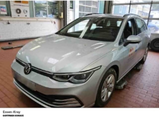 Volkswagen Golf 1.5 eTSI DSG Life Variant