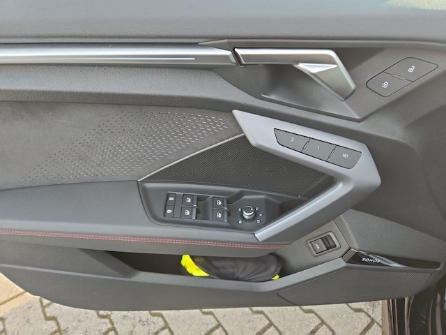 Audi S3 Quattro S-Tronic Sedan