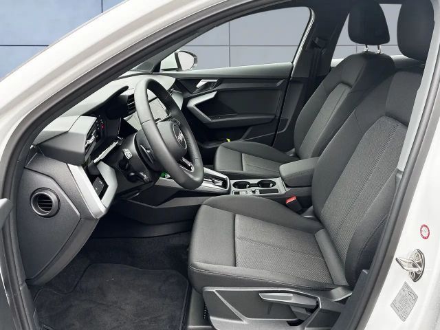 Audi A3 30 TFSI S-Tronic Sedan